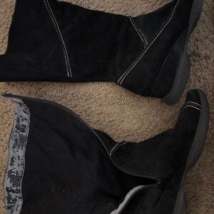 Black suede boots